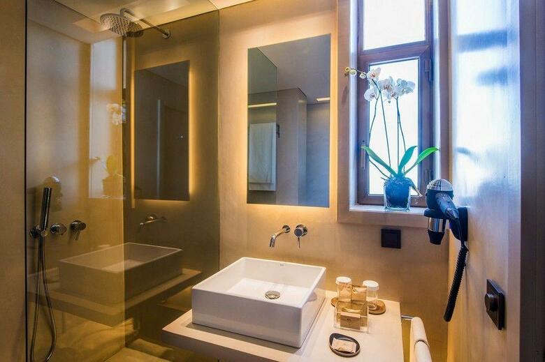Hotel Dom Henrique - Downtown