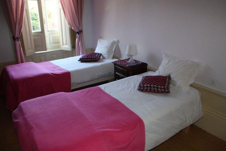 Hostal Guest House Alvares Cabral