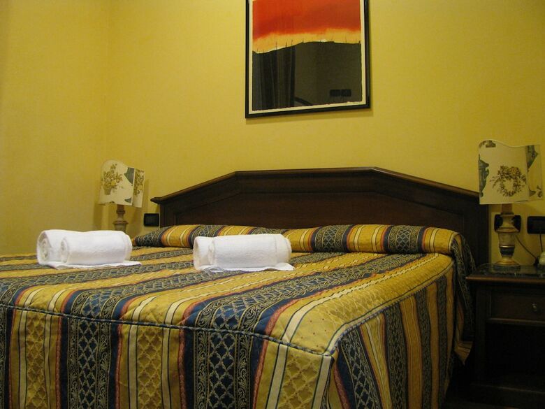 Hotel Enza