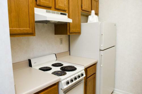 Hotel Admiralty Of Plantation Oaks