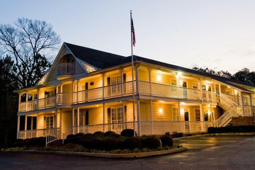Hotel Admiralty Of Plantation Oaks