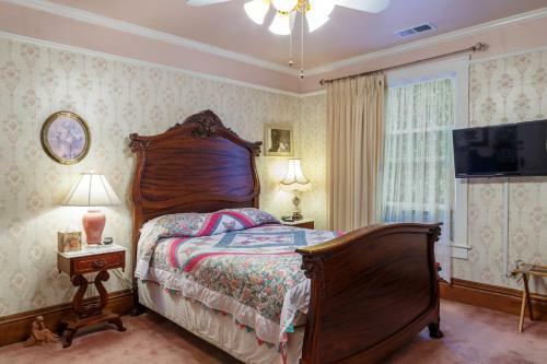 Roseberry House Bed & Breakfast