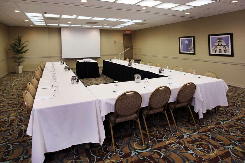 Radisson Hotel Philadelphia Northeast