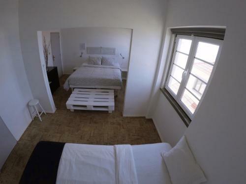 Albergue Lone Surfer Ericeira