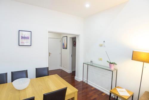 Apartments In Chiado