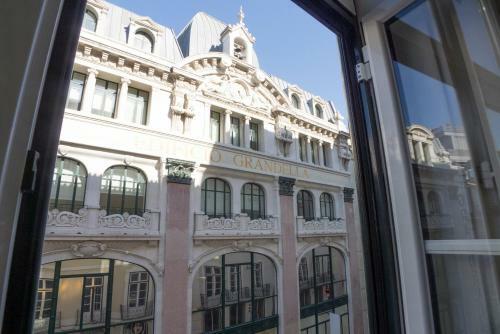 Apartments In Chiado