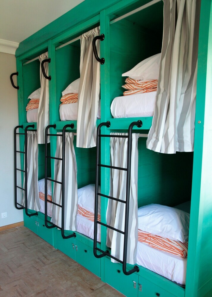 Albergue Nice Way Cascais & Surf Camp