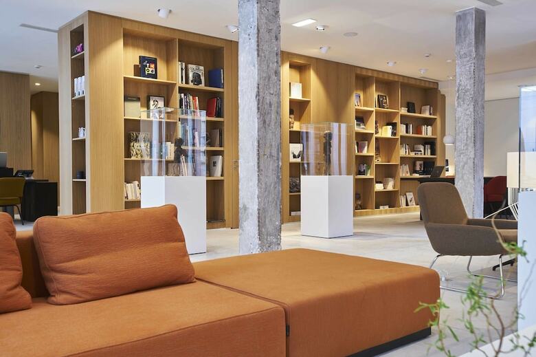 9hotel Sablon