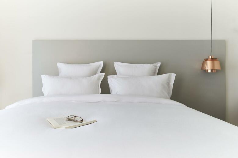 9hotel Sablon