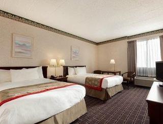 Hotel Ramada - Clarks Summit