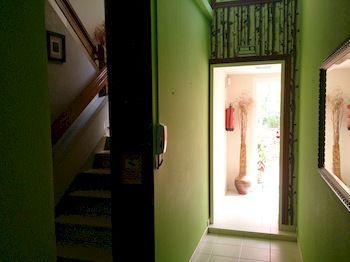 Hostal Pensi�n Santa Clara