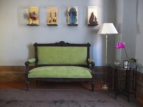 Hostal Mercador Guesthouse