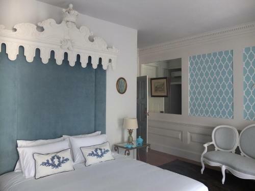 Hostal Mercador Guesthouse