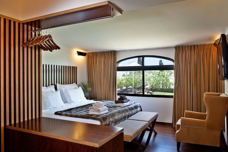 S�o Rafael Villas, Apartments & Guesthouse