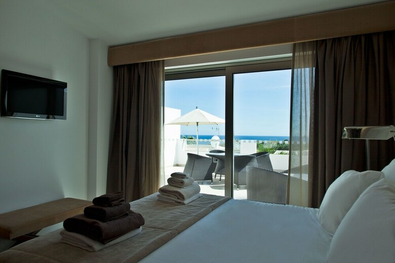 S�o Rafael Villas, Apartments & Guesthouse