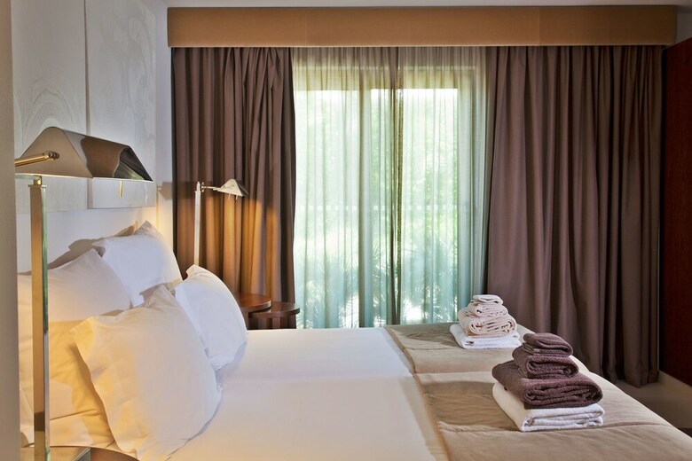 S�o Rafael Villas, Apartments & Guesthouse