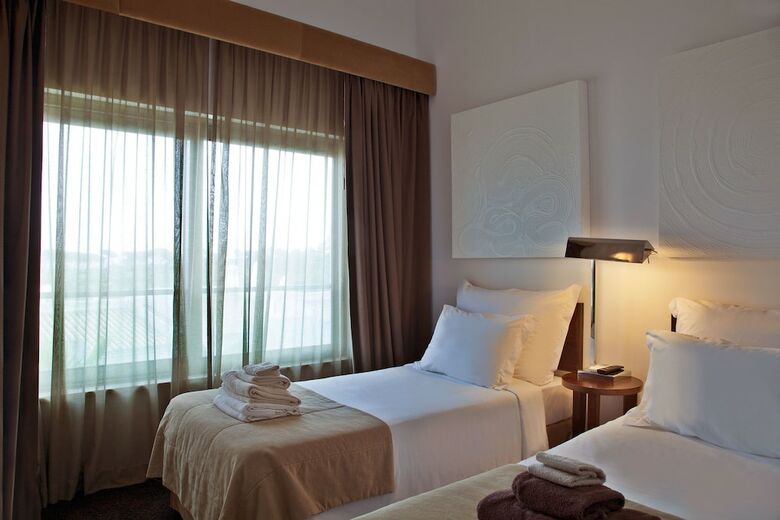 S�o Rafael Villas, Apartments & Guesthouse