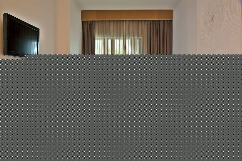 S�o Rafael Villas, Apartments & Guesthouse