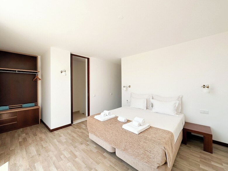S�o Rafael Villas, Apartments & Guesthouse