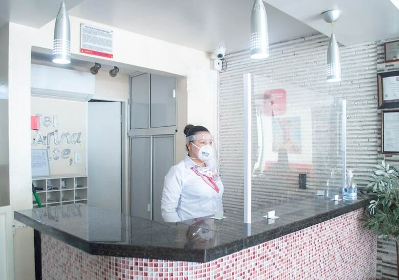 Hotel Marina Suites