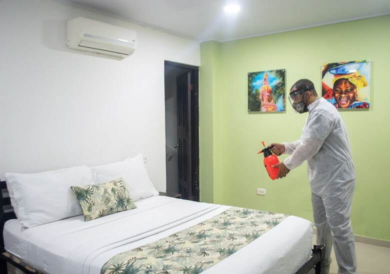 Hotel Marina Suites
