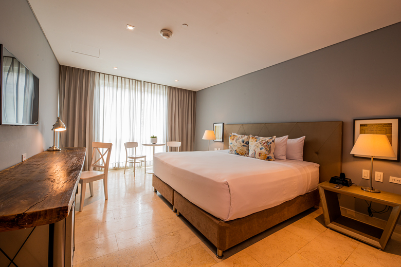 Hotel San Lazaro Art Style
