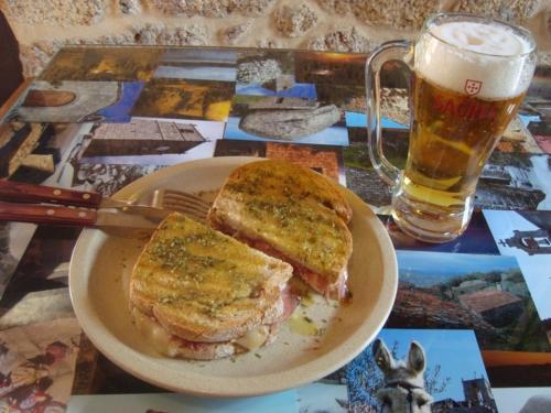 Hostal Taverna Lusitana