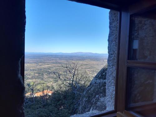 Hostal Taverna Lusitana