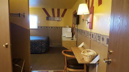 Earth Inn Motel - Jackson