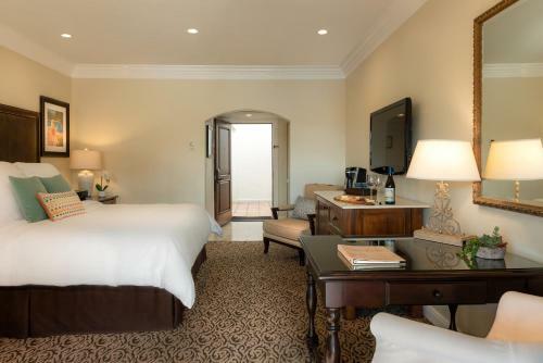 Hotel Westlake Village Inn