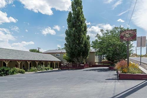 Motel Virginia City Inn