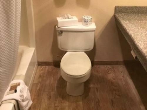 Hotel Nisqually Lodge
