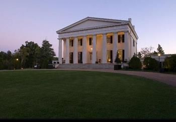 Hotel Berry Hill Resort