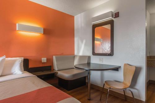 Motel 6 Concord - Kannapolis