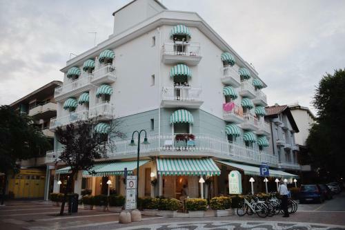 Hotel Flora