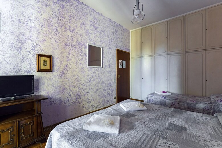 Hostal Soggiorno Karaba