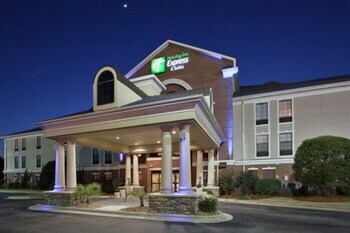 Holiday Inn Express Hotel & Suites Morehead City