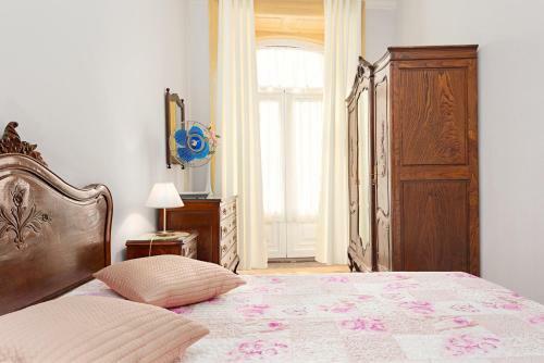 Hostal Almada