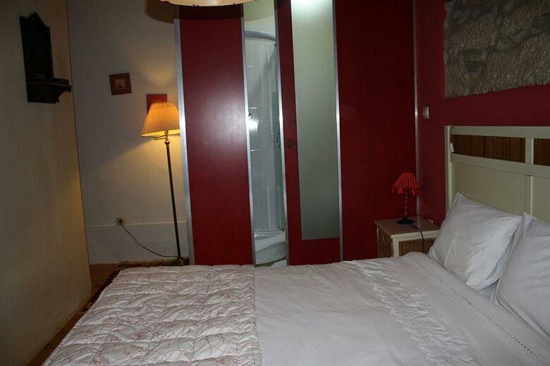 Hostal Residencia Pedra Antiga