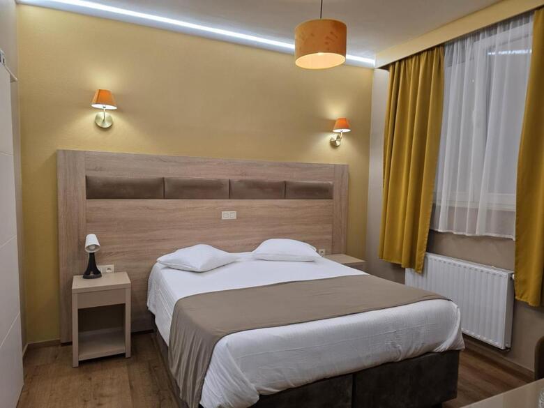 Hotel De France