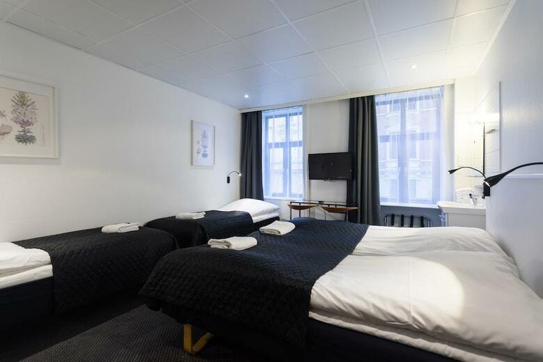 Saga Hotel