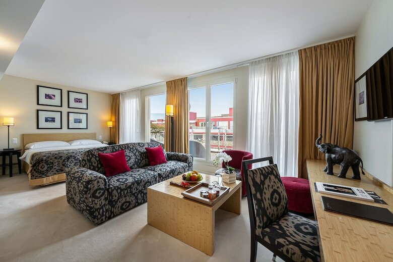 Hotel Jade Manotel