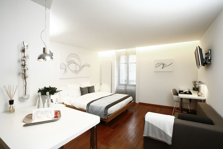 Hotel La Cour Des Augustins