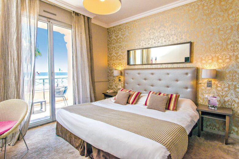 Hotel H�tel Vacances Bleues Le Royal