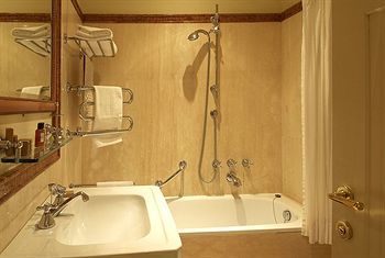 Bed & Breakfast Antica Torre Di Via Tornabuoni 1