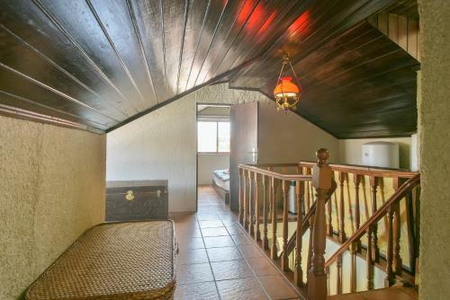 Aroeira Pool House
