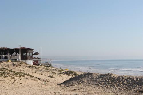 Aroeira Pool House