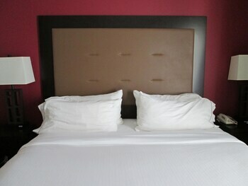Holiday Inn Express Hotels Cloverdale (greencastle)