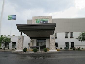 Holiday Inn Express Hotels Cloverdale (greencastle)