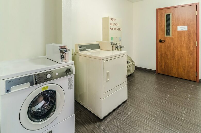 Holiday Inn Express Hotel & Suites Vinita